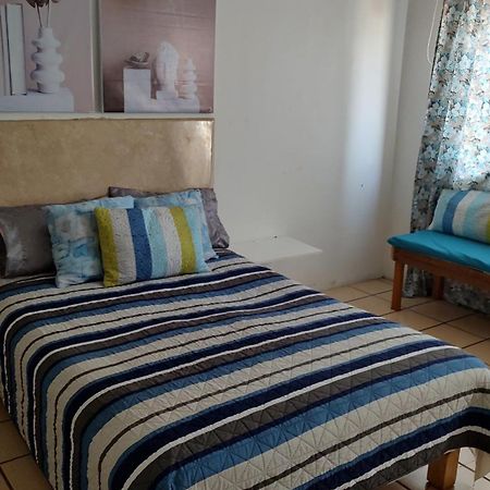 Habitacion Privada En Casa De Huespedes 瓜达拉哈拉 外观 照片